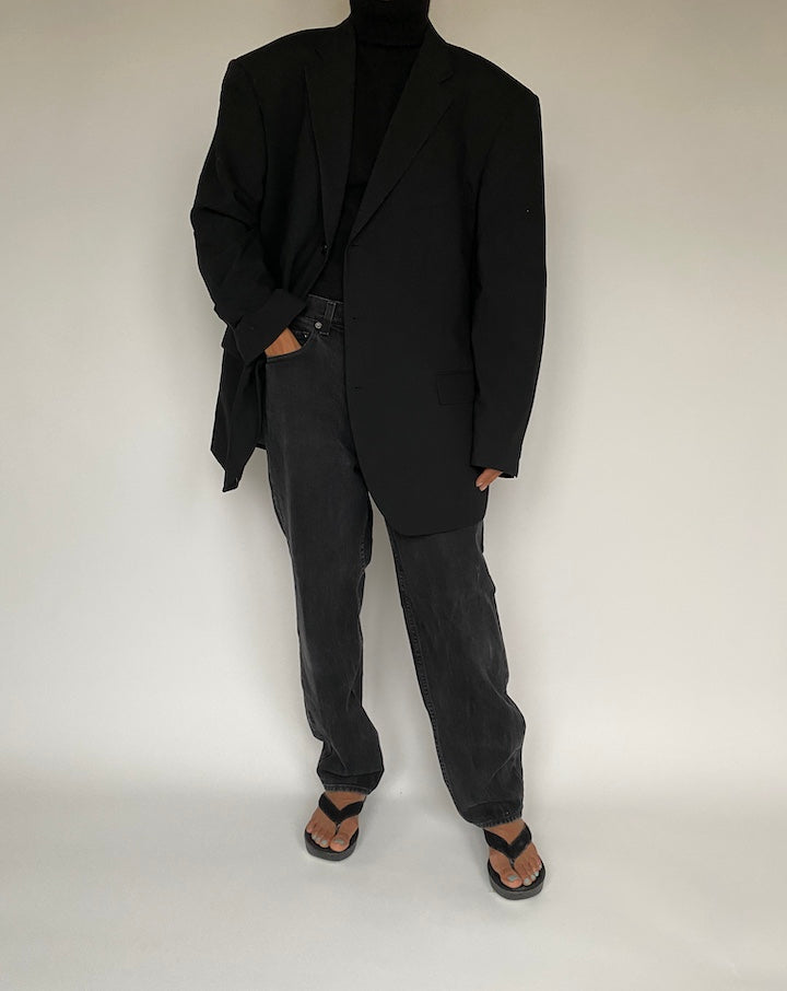 VINTAGE OVERSIZED BLACK BLAZER 1426
