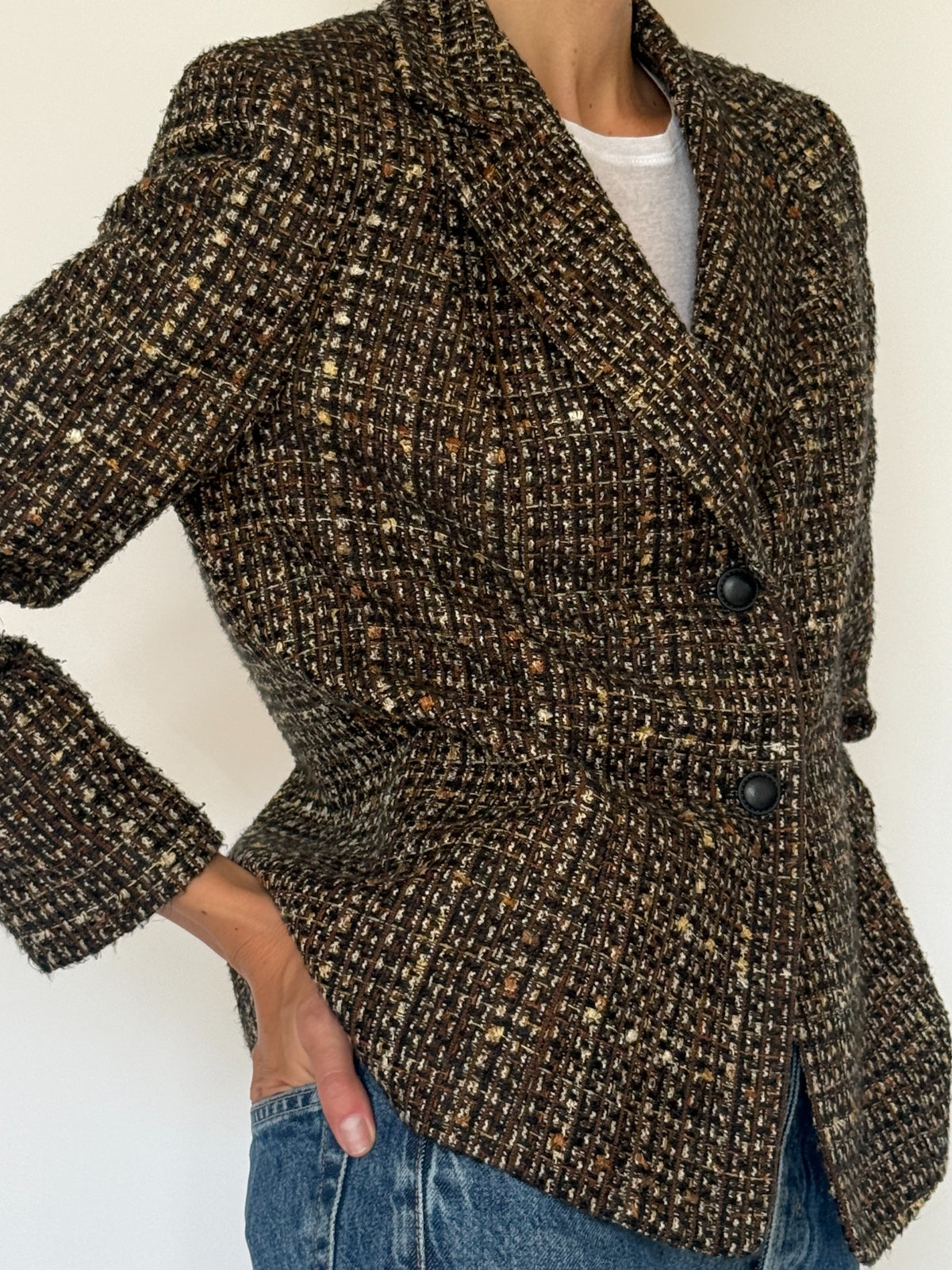 Vintage tweed blazer three-quarter detail