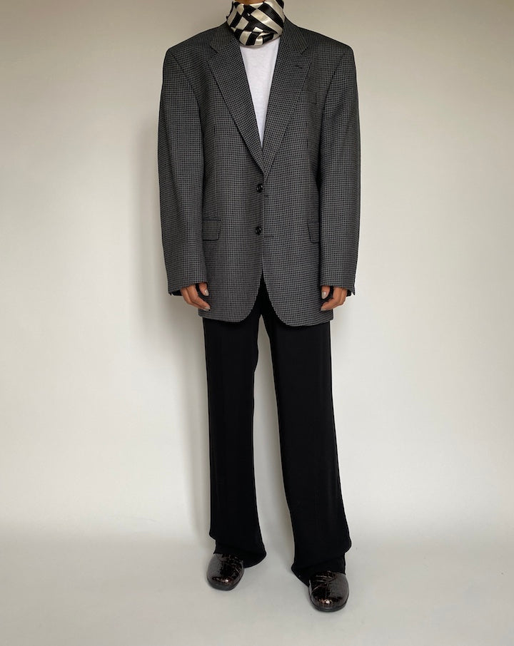 VINTAGE OVERSIZED HOUNDSTOOTH BLAZER IN GREY AND BLACK 2165
