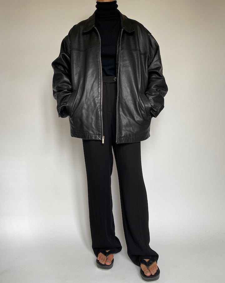 VINTAGE OVERSIZED BLACK LEATHER JACKET 2204