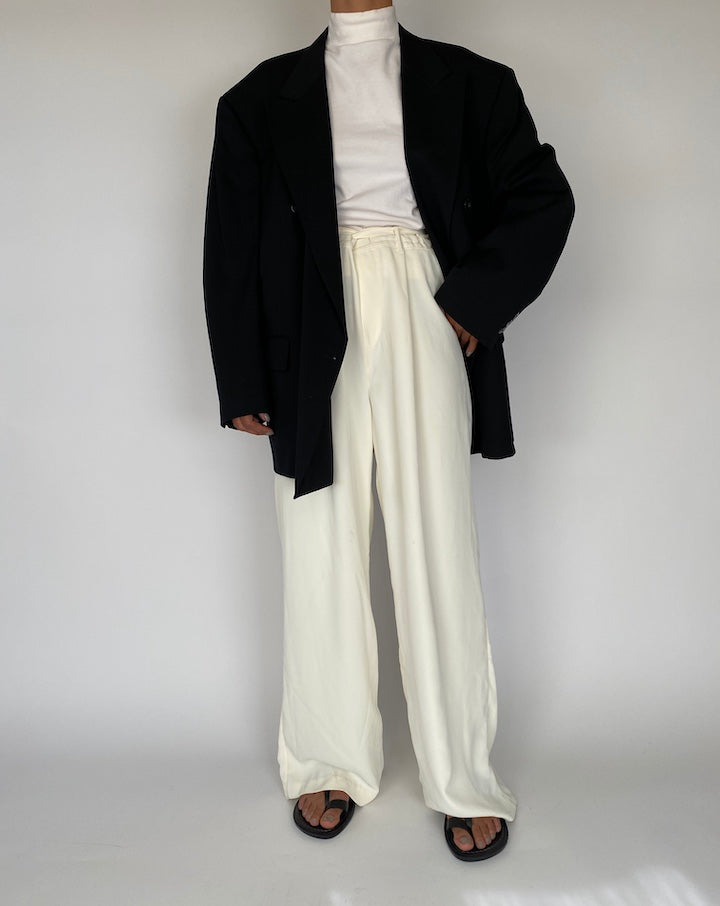 VINTAGE OVERSIZED BLACK DOUBLE BREASTED BLAZER 2240