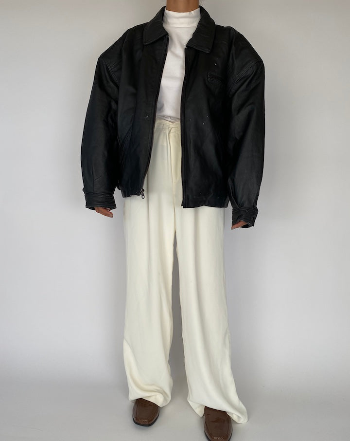 VINTAGE OVERSIZED BLACK LEATHER JACKET 2249