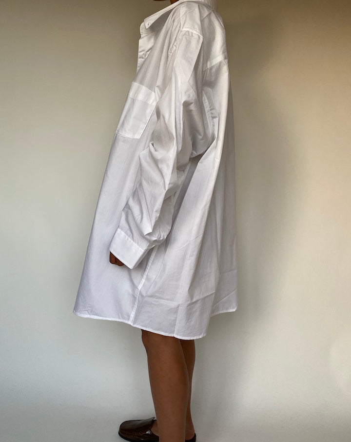 VINTAGE WHITE SHIRT WORN AS A DRESS 2383