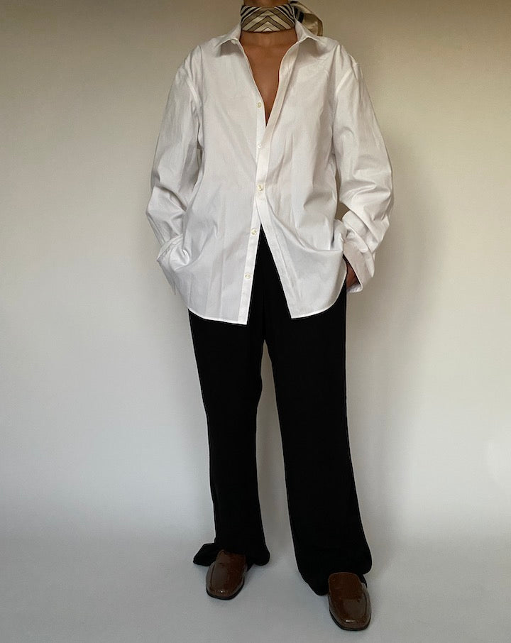 VINTAGE WHITE CALVIN KLEIN SHIRT 2402