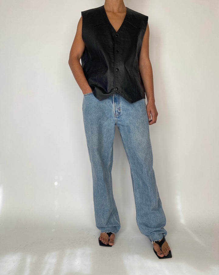 VINTAGE OVERSIZED BLACK LEATHER VEST 2484