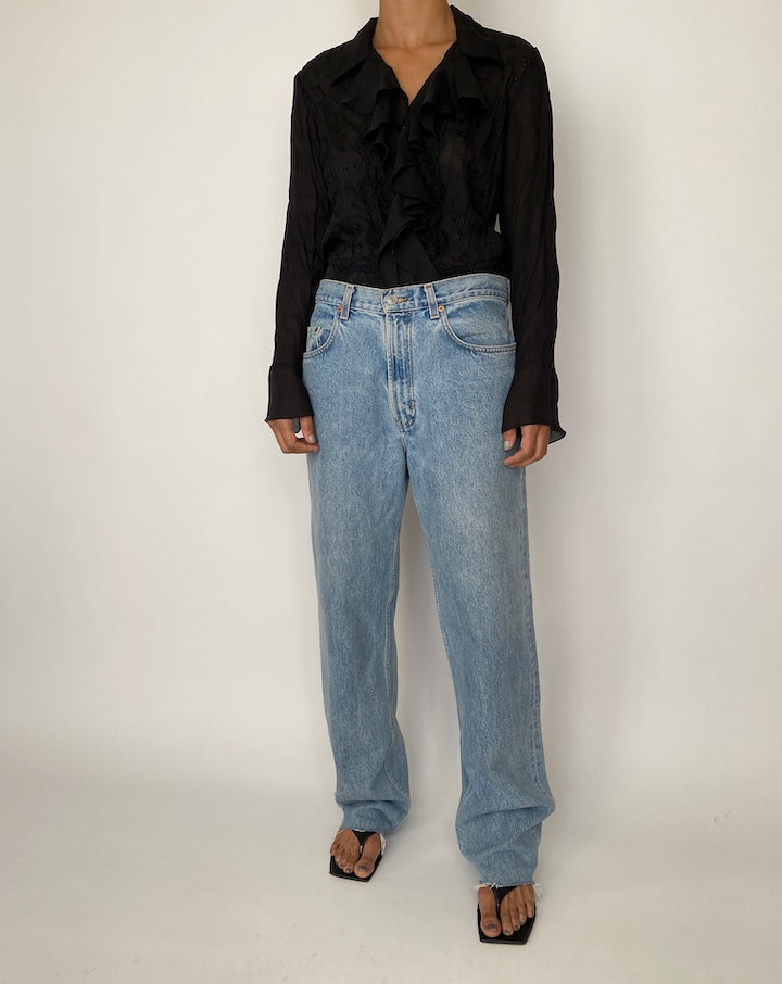 VINTAGE BLACK RUFFLED BLOUSE 2524