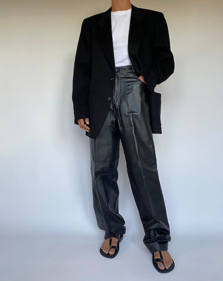 VINTAGE BLACK OVERSIZED BLAZER 2650