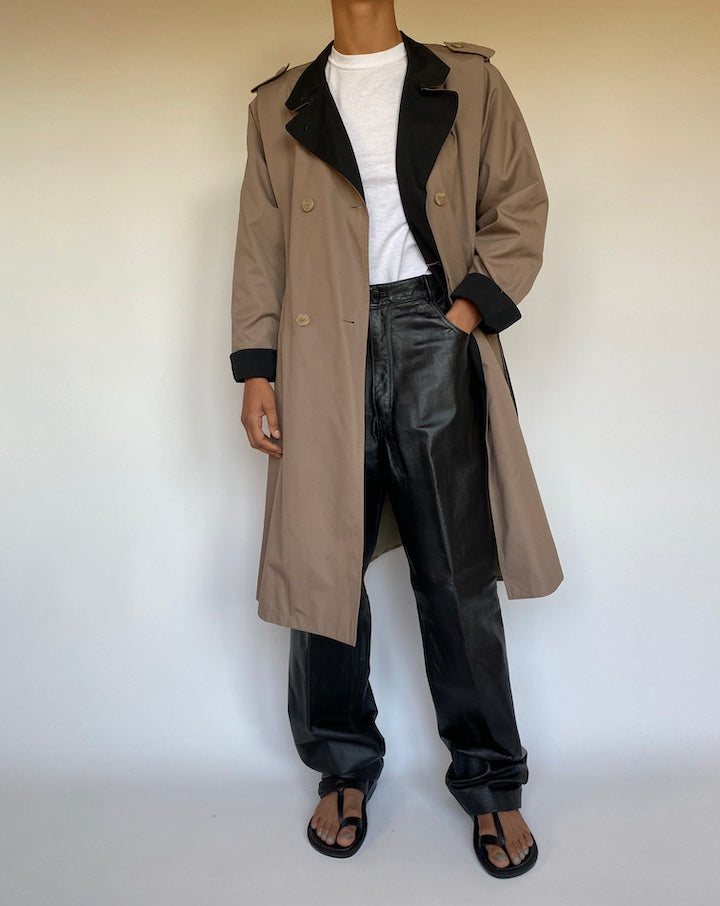 VINTAGE OVERSIZED BEIGE TRENCH 2656