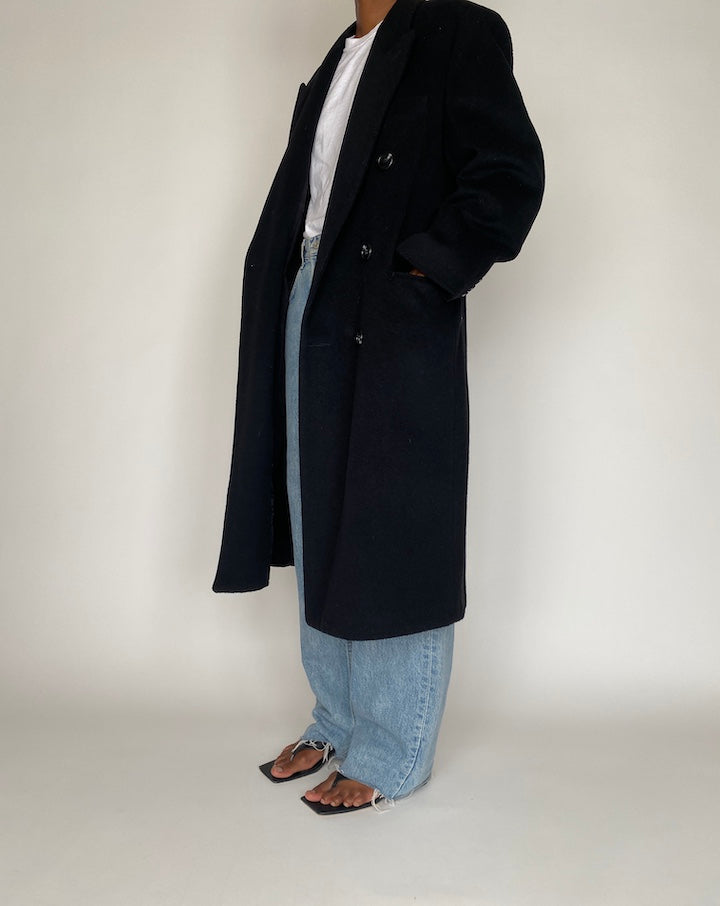 VINTAGE LONG BLACK COAT 2740