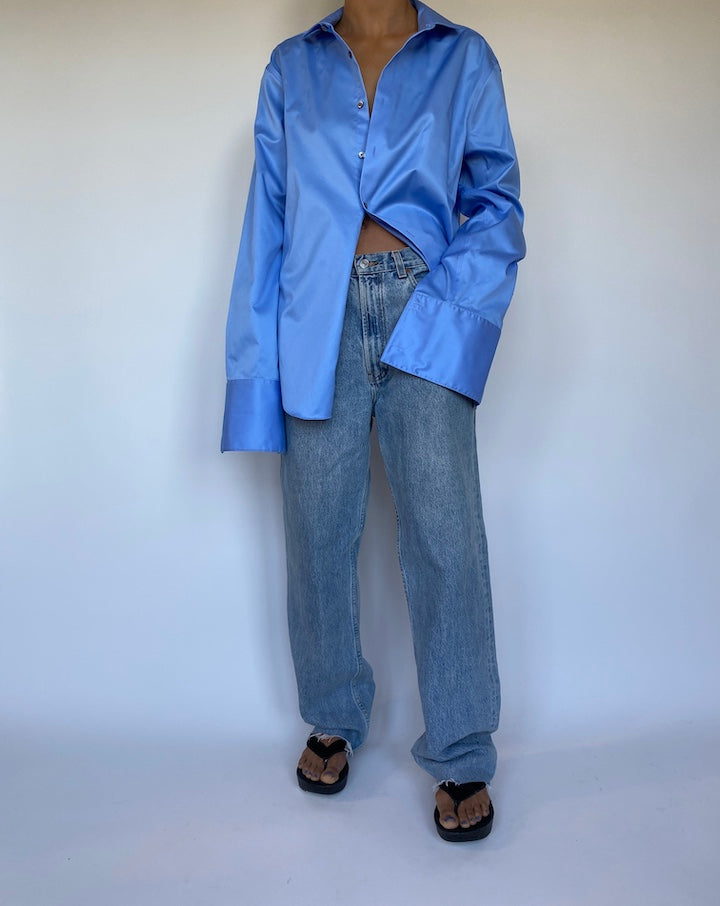 VINTAGE BLUE CALVIN KLEIN SHIRT 2797