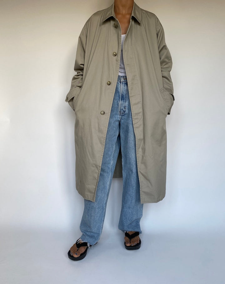VINTAGE OVERSIZED BEIGE LONG COAT 2902