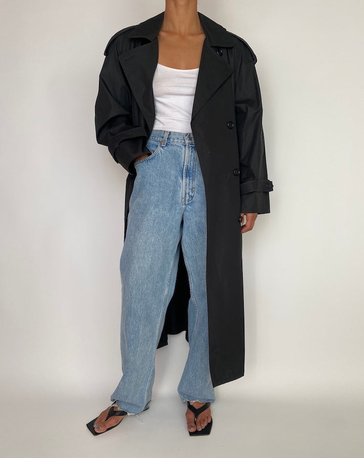 VINTAGE BLACK COAT 2993