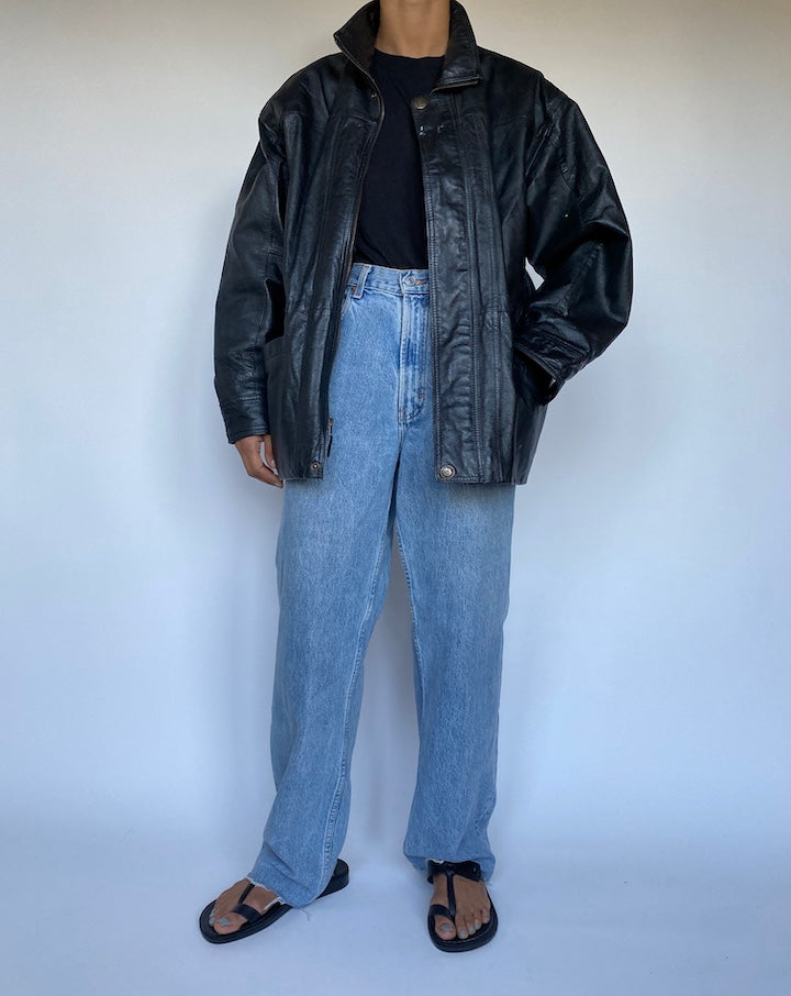 VINTAGE OVERSIZED BLACK LEATHER JACKET 3036