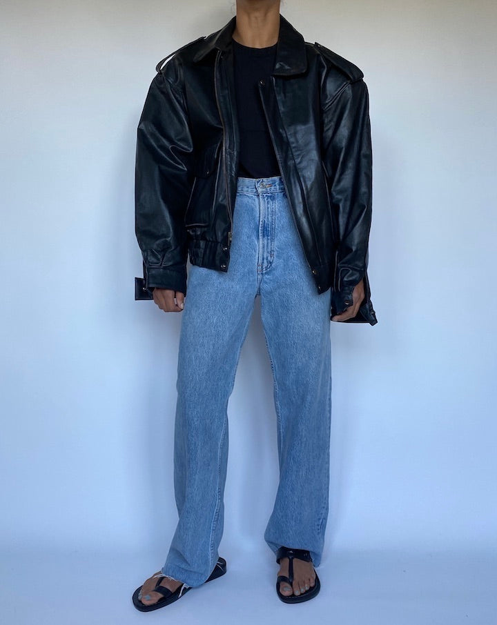 VINTAGE OVERSIZED BLACK LEATHER JACKET 3043