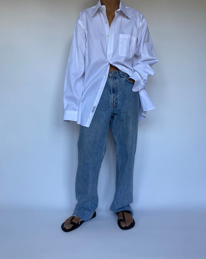 VINTAGE WHITE BUTTON DOWN LONG SLEEVE SHIRT 3058