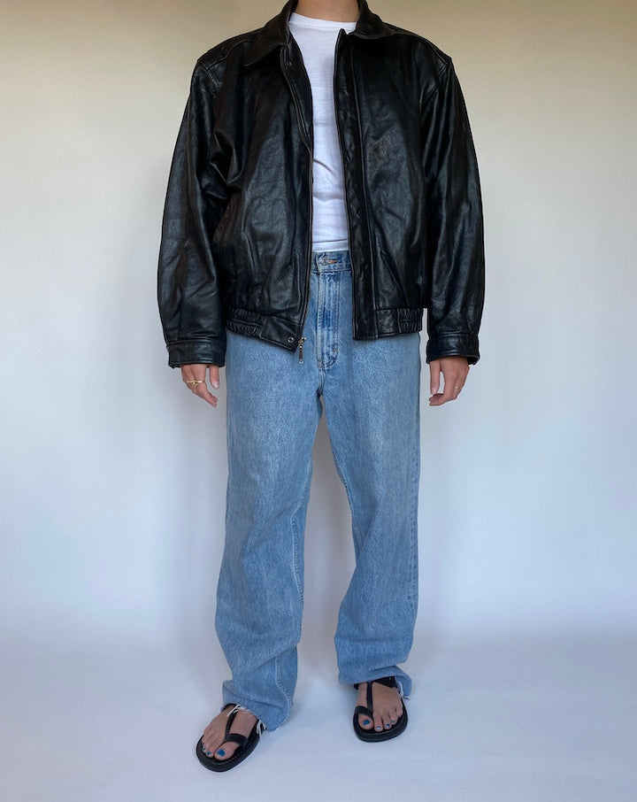 VINTAGE BLACK LEATHER JACKET 3077