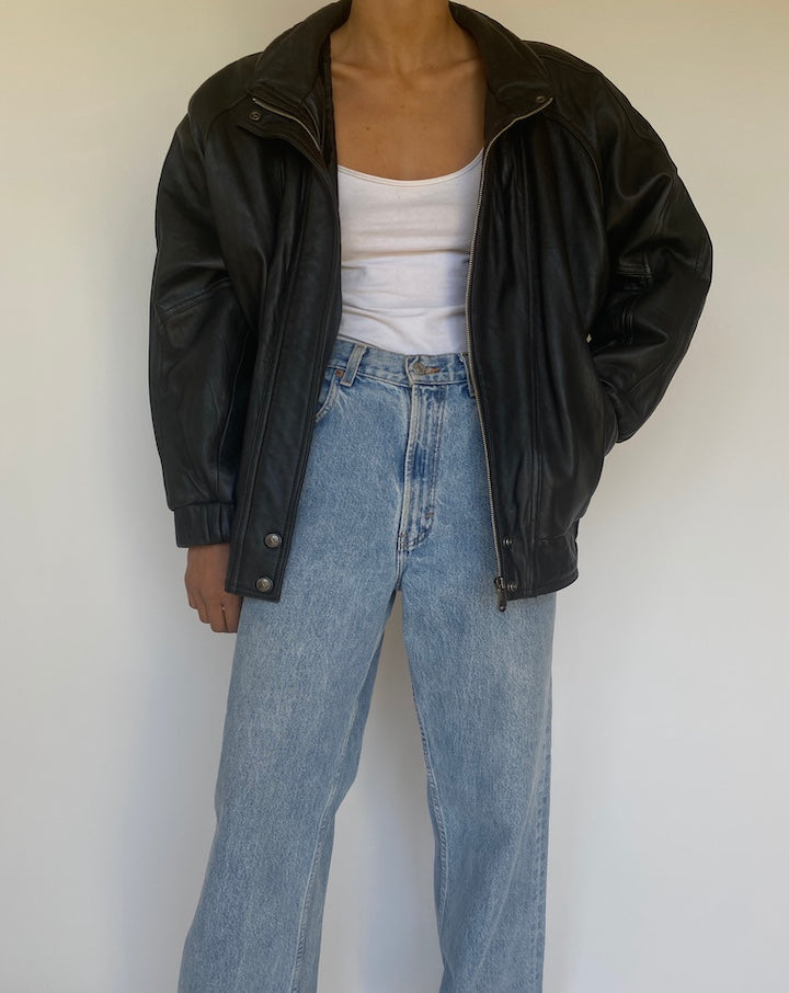 VINTAGE BLACK LEATHER JACKET 3190