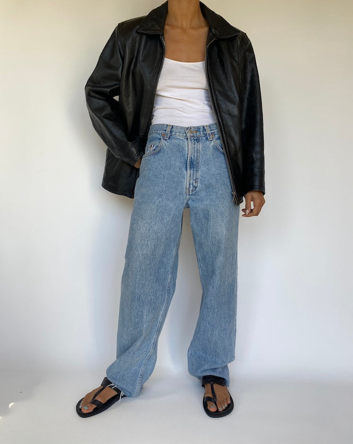 VINTAGE BLACK LEATHER JACKET 3210