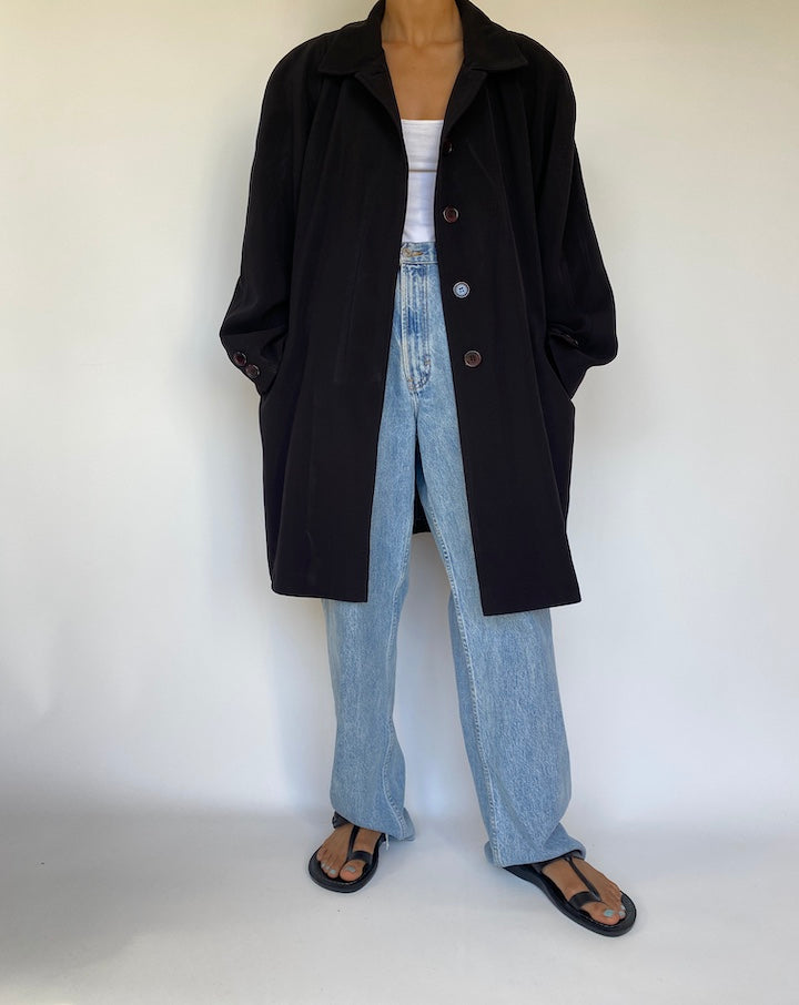 VINTAGE BLACK COAT 3222