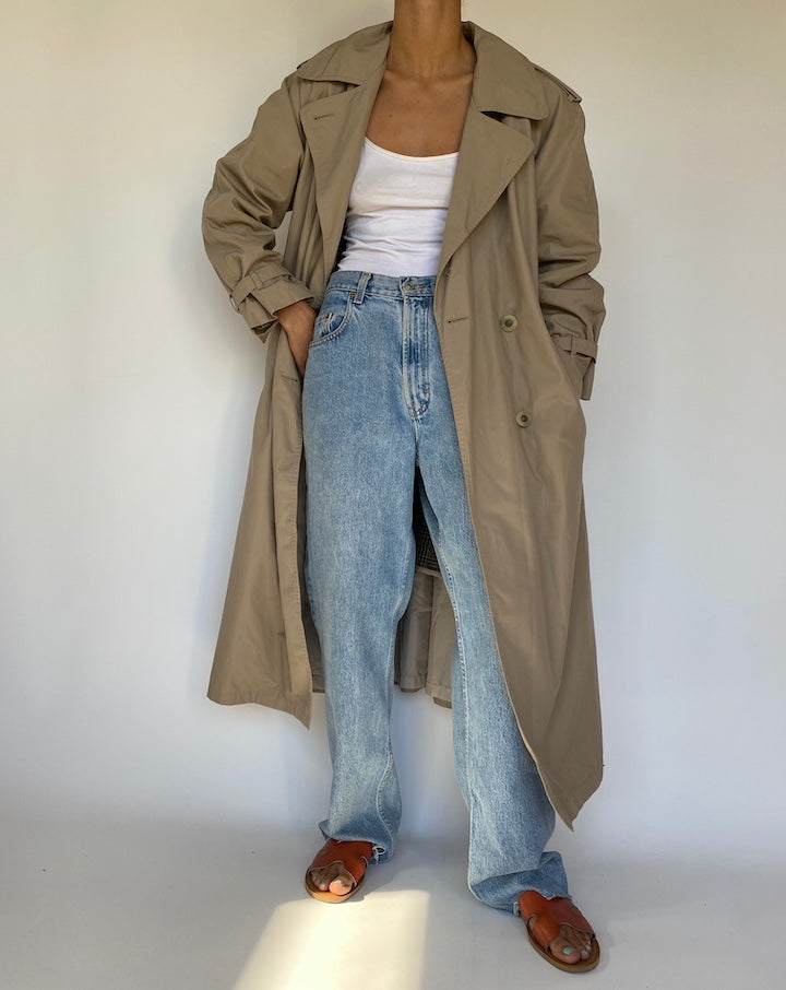 VINTAGE OVERSIZED BEIGE TRENCH COAT 3241