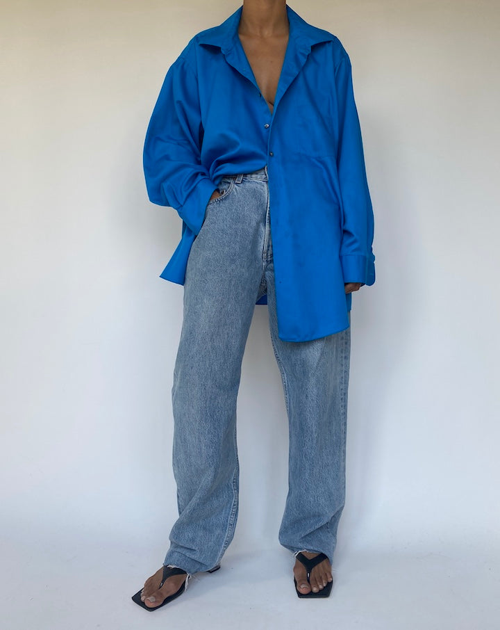 VINTAGE OVERSIZED BLUE BUTTON DOWN SHIRT 3326