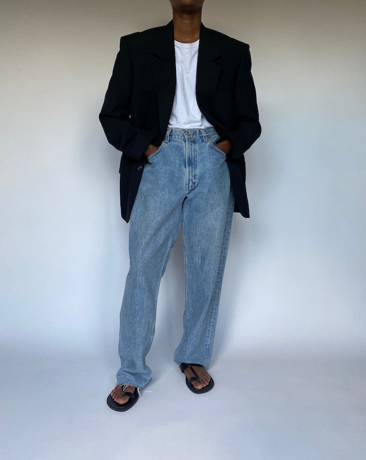 VINTAGE BLACK BLAZER 3606