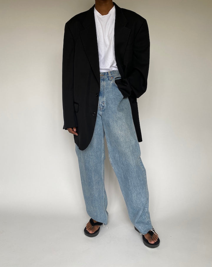 VINTAGE OVERSIZED BLACK BLAZER 3860