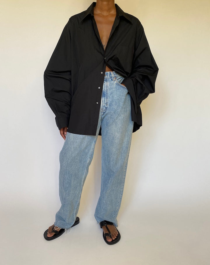 VINTAGE OVERSIZED BLACK BUTTON-DOWN SHIRT 3983