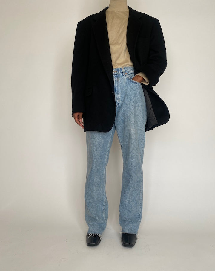 VINTAGE OVERSIZED BLACK BLAZER 4009