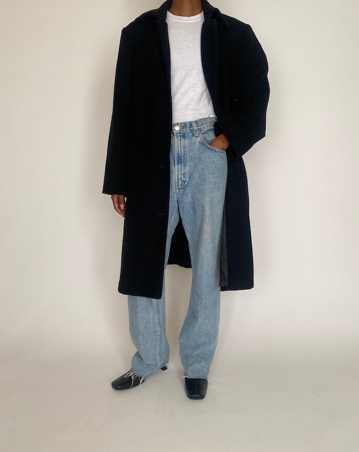 VINTAGE BLACK COAT 4013