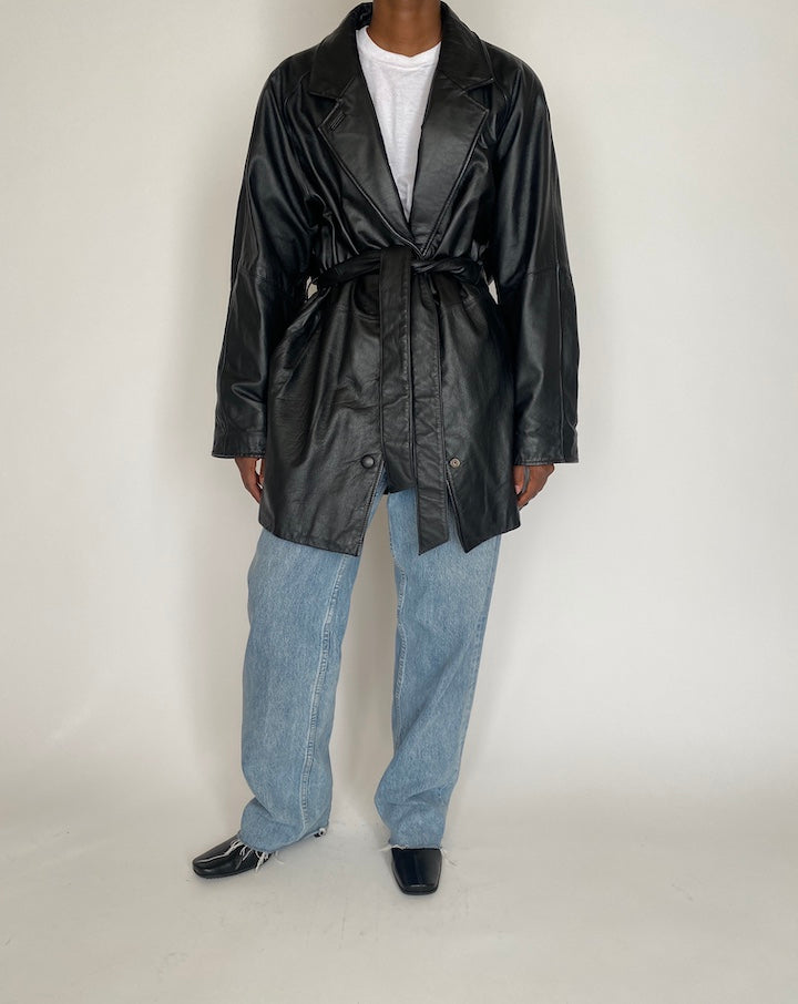 VINTAGE SLIGHTLY OVERSIZED BLACK TRENCH LEATHER JACKET 4019