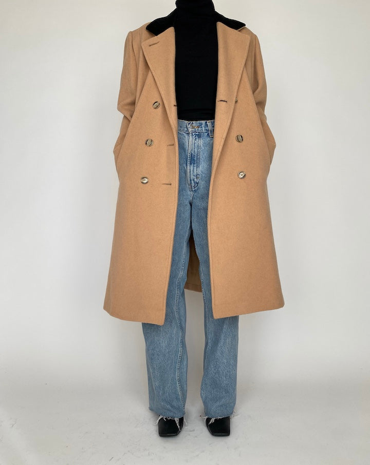 VINTAGE LONG BEIGE COAT 4171