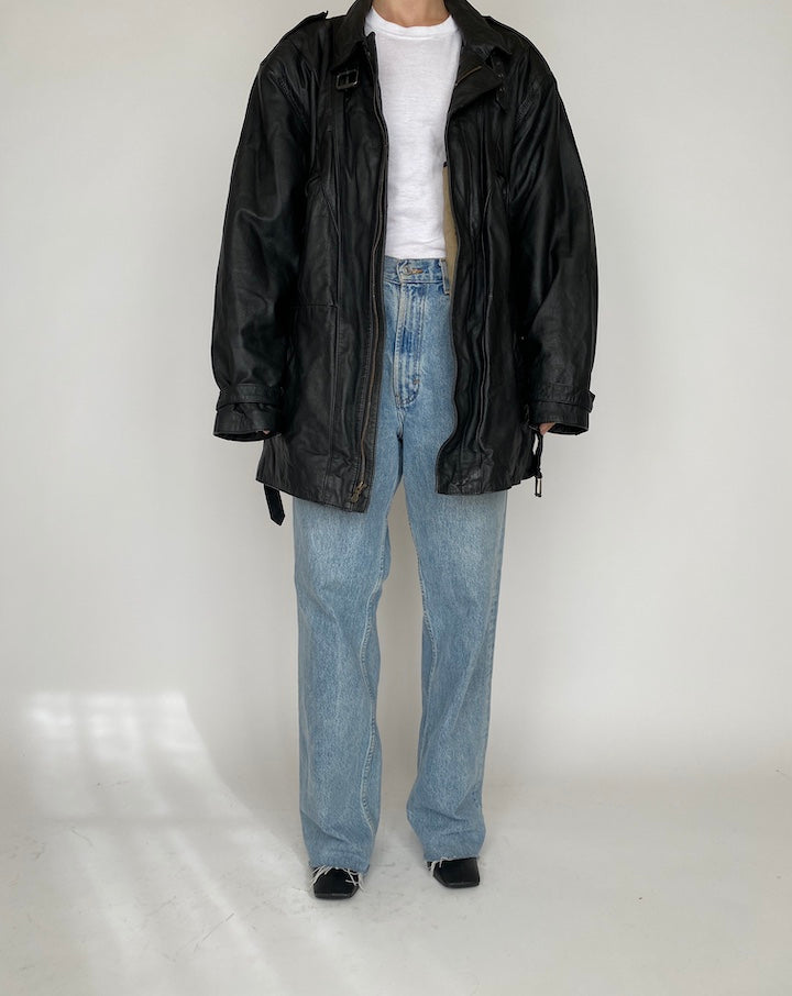VINTAGE OVERSIZED BLACK LEATHER JACKET 4179