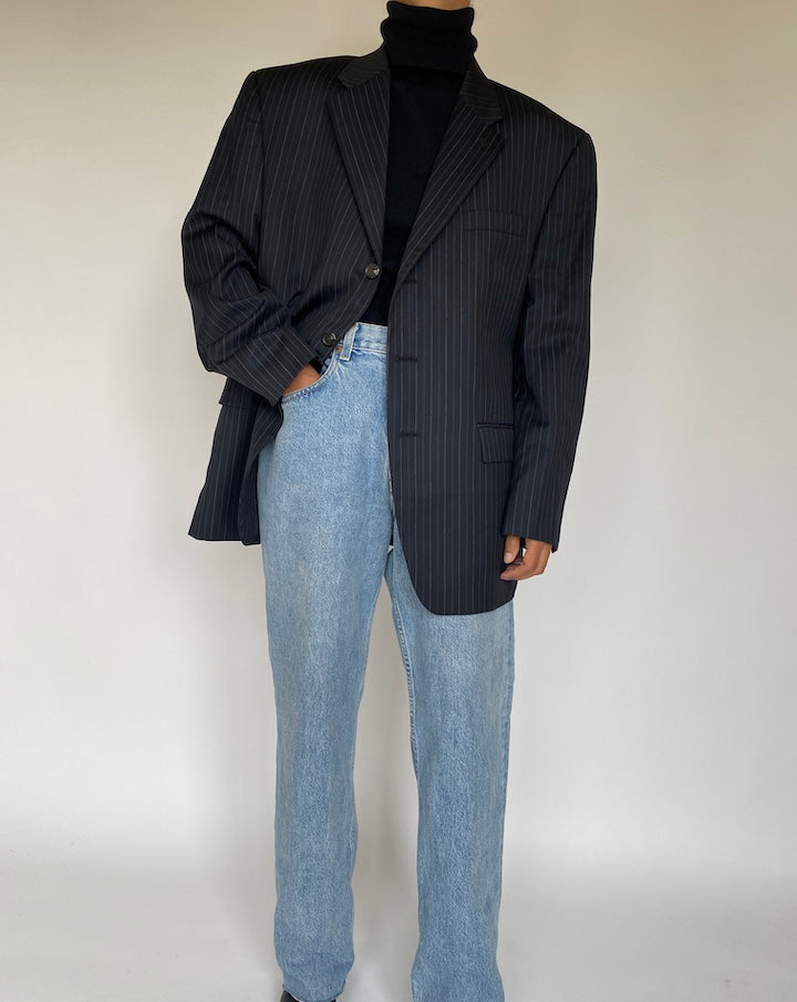 VINTAGE BLACK PINSTRIPED BLAZER 1764
