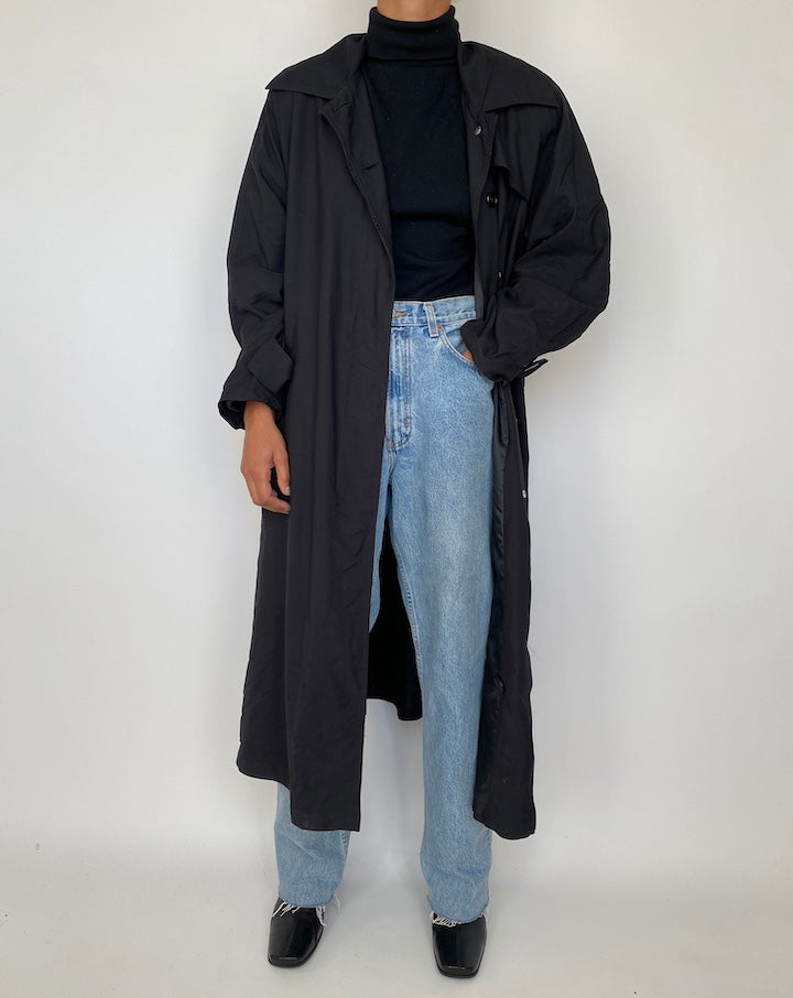 VINTAGE BLACK TRENCH COAT 1867