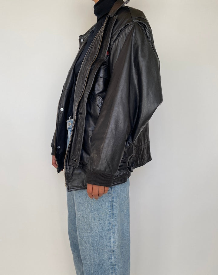 VINTAGE BLACK OVERSIZED LEATHER JACKET 1851