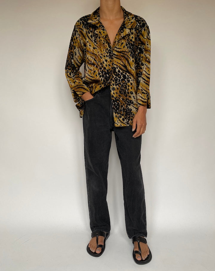 VINTAGE ANIMAL PRINTED BUTTON DOWN BLOUSE 1918