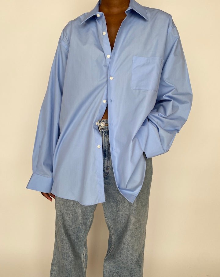 VINTAGE OVERSIZED BLUE BUTTON DOWN SHIRT 1991