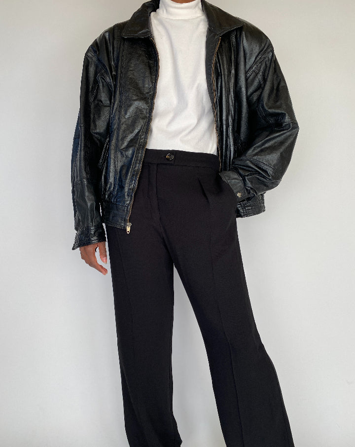 VINTAGE BLACK LEATHER JACKET 2120