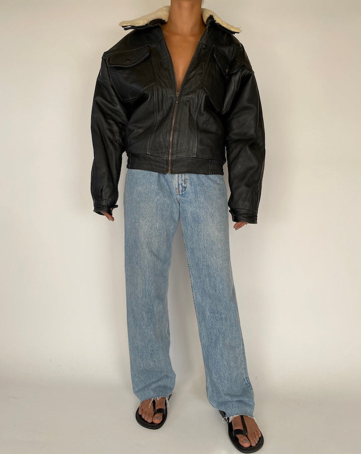 VINTAGE OVERSIZED BLACK LEATHER JACKET 2266