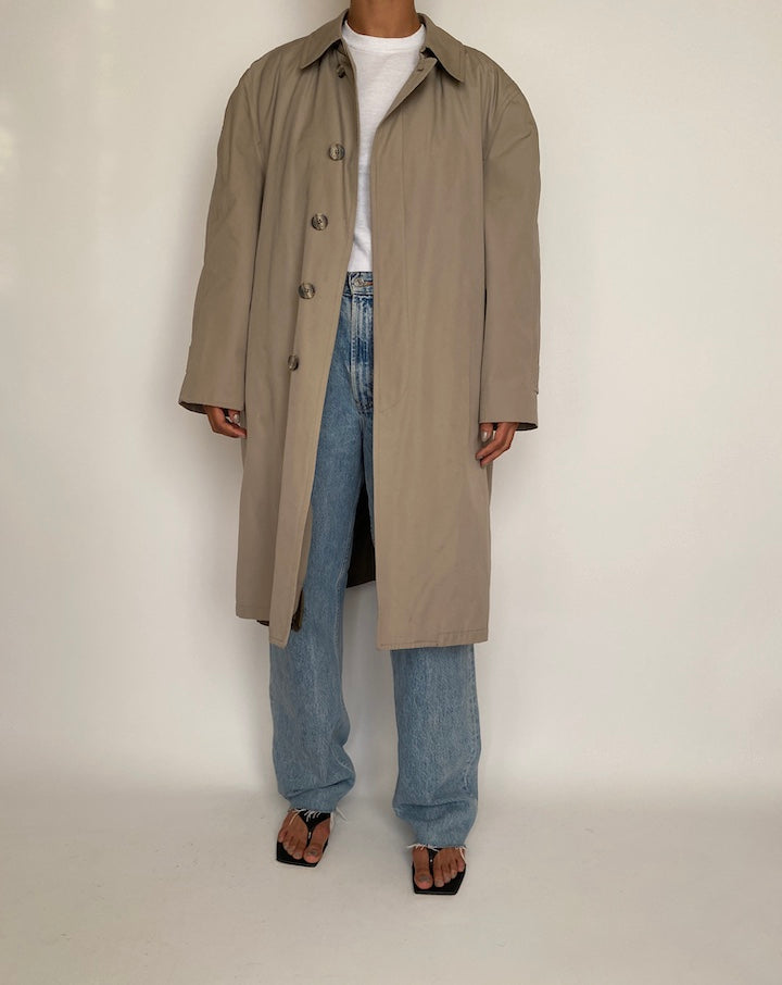 VINTAGE LONG BEIGE COAT 2367