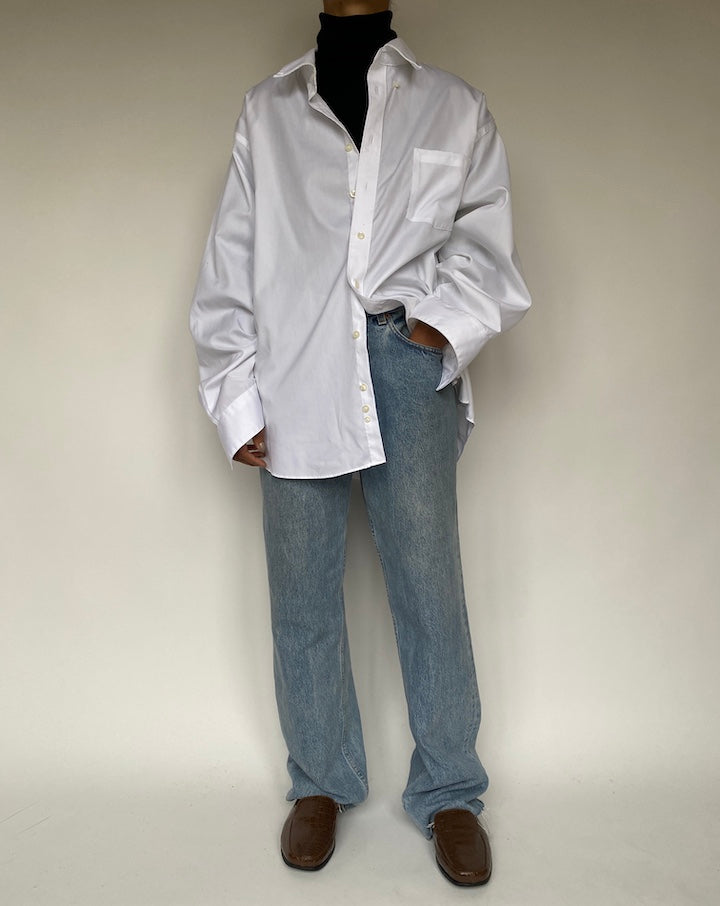 VINTAGE WHITE BUTTON DOWN SHIRT 1910