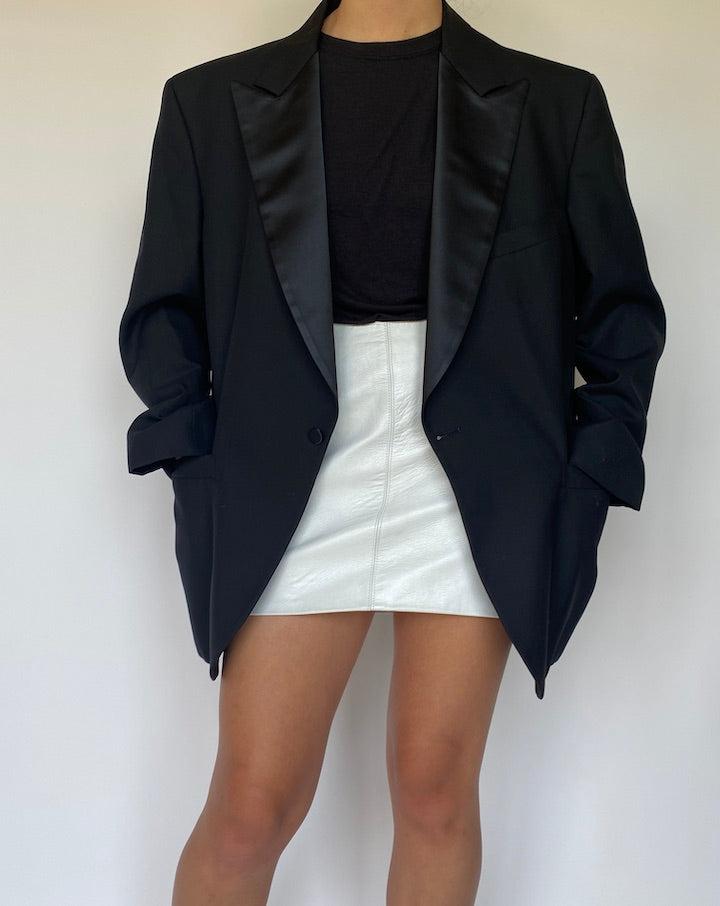 VINTAGE BLACK BLAZER 3392