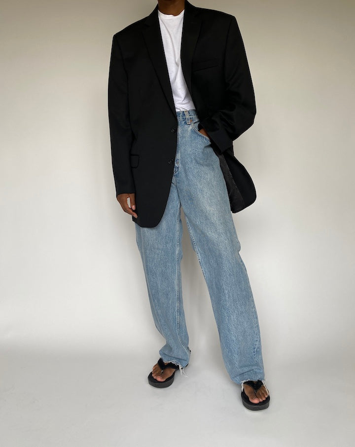 VINTAGE BLACK CALVIN KLEIN BLAZER 3850