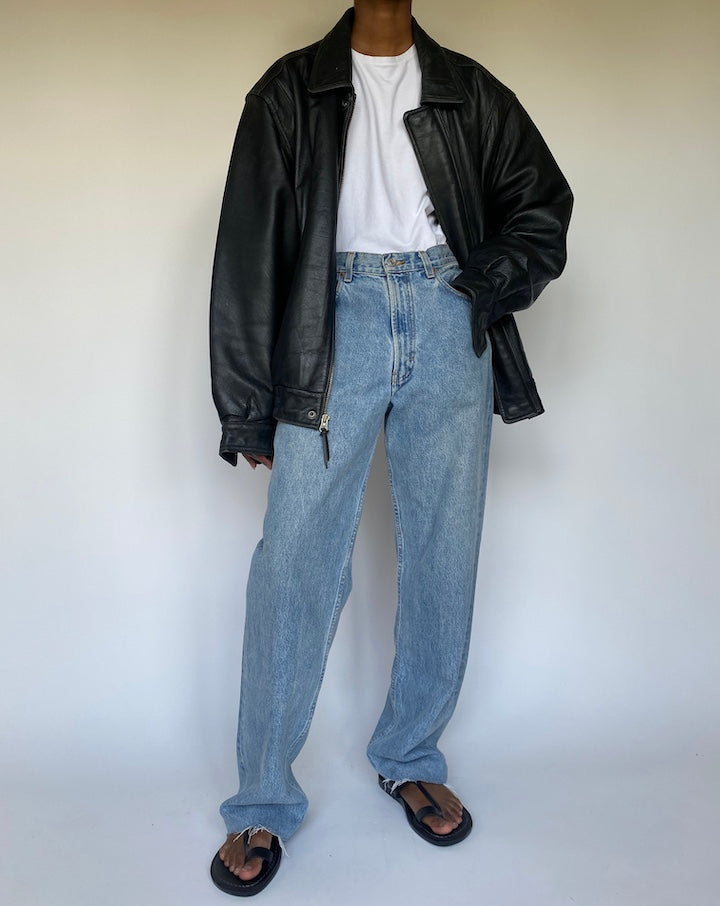 VINTAGE BLACK LEATHER BOMBER JACKET STYLE 3664