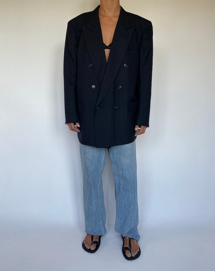 VINTAGE NAVY PINSTRIPED DOUBLE BREASTED BLAZER 1539