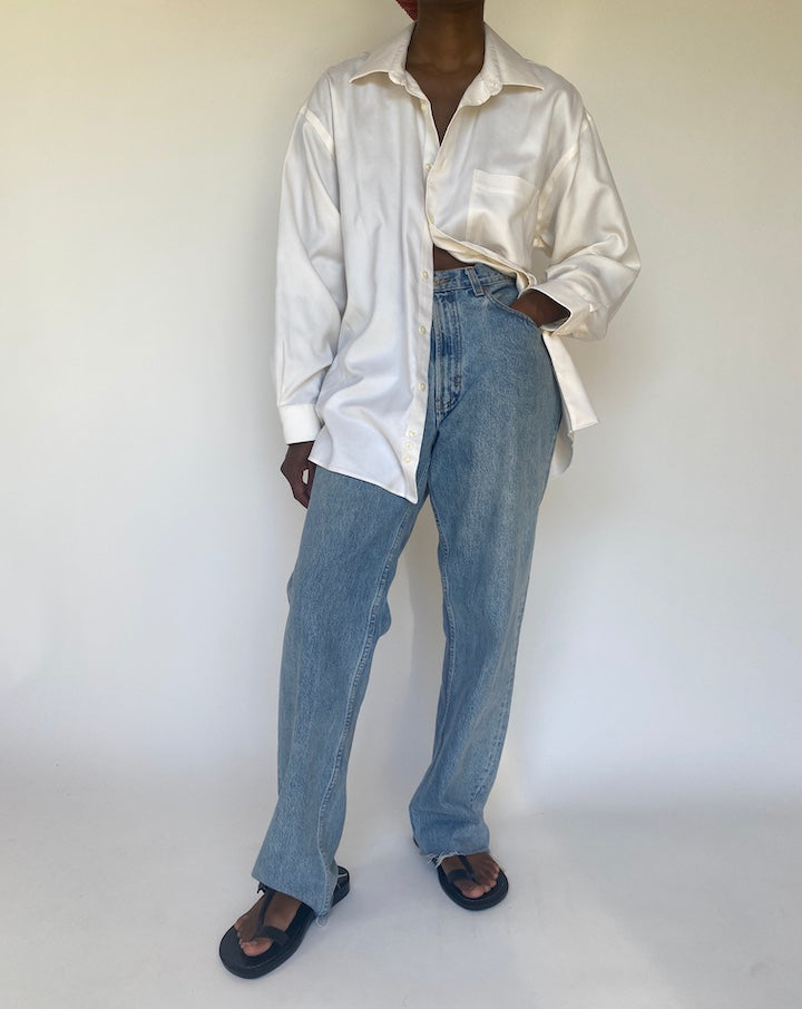 VINTAGE OVERSIZED CREAM COLORED BUTTON DOWN SHIRT 3761