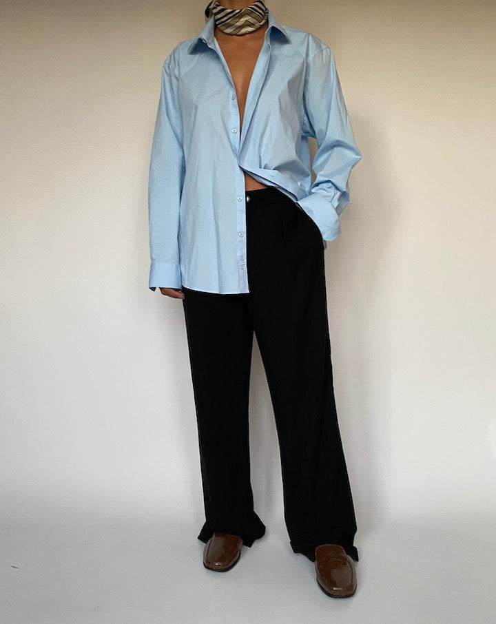 VINTAGE LIGHT BLUE BUTTON DOWN SHIRT 2398