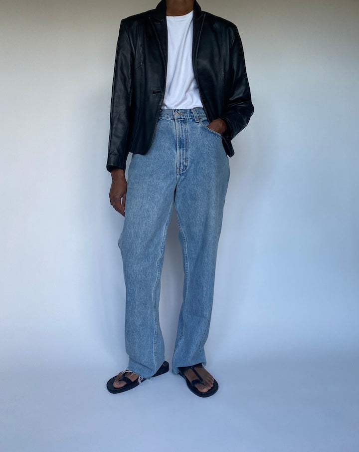 VINTAGE BLACK LEATHER JACKET 3500