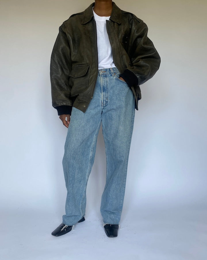 VINTAGE OVERSIZED BOMBER LIKE LEATHER JACKET 4938